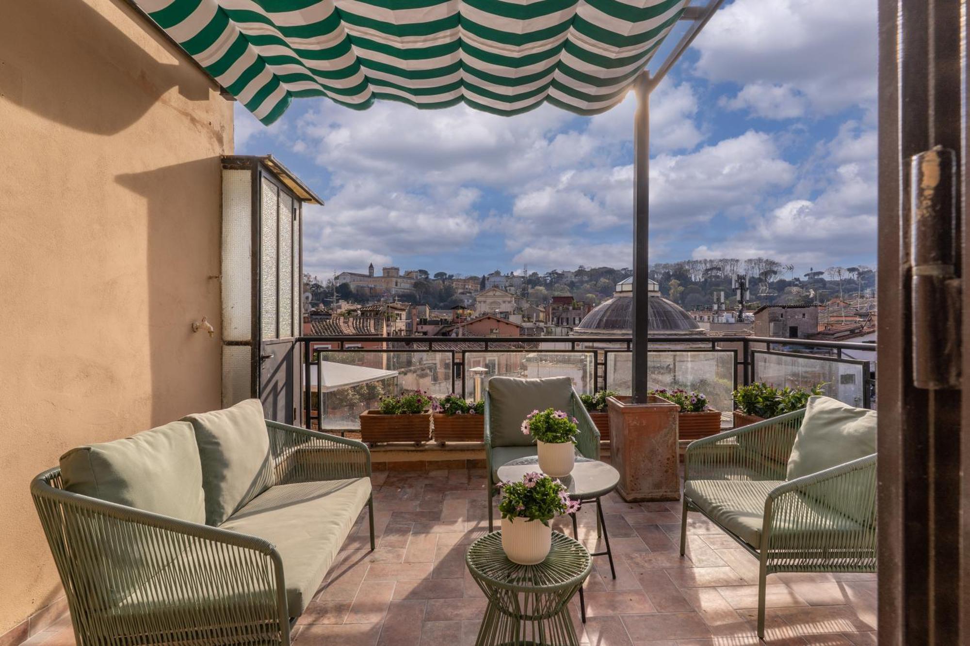 Bed and breakfast Tree Charme Trilussa 2*