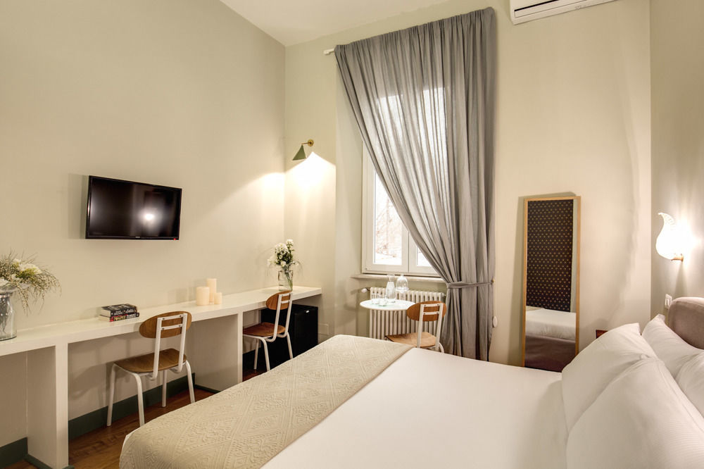 Tree Charme Trilussa Bed and breakfast 2*